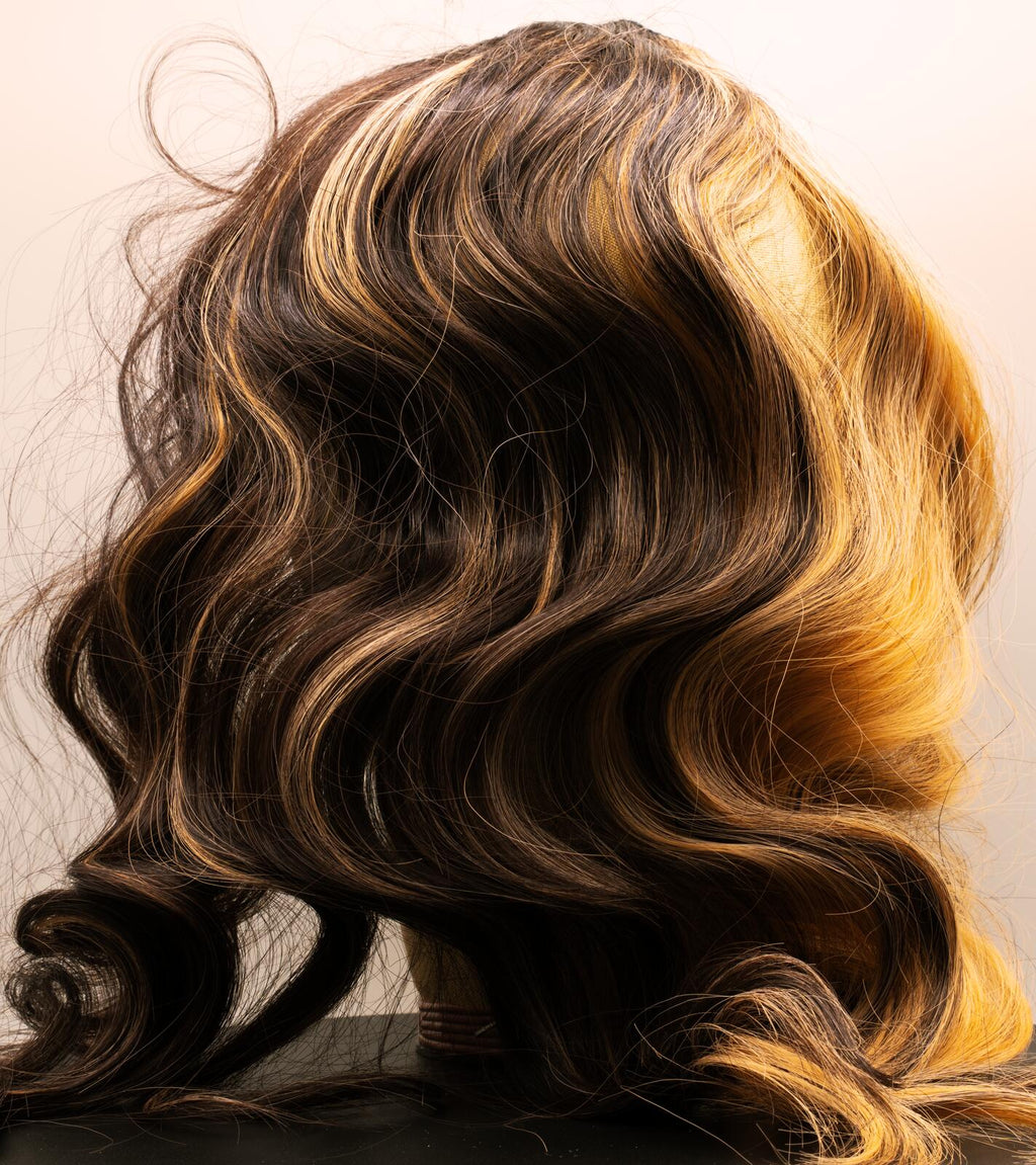 Vigorous Clip-in Hair Extensions (Brown Blonde Ombre)