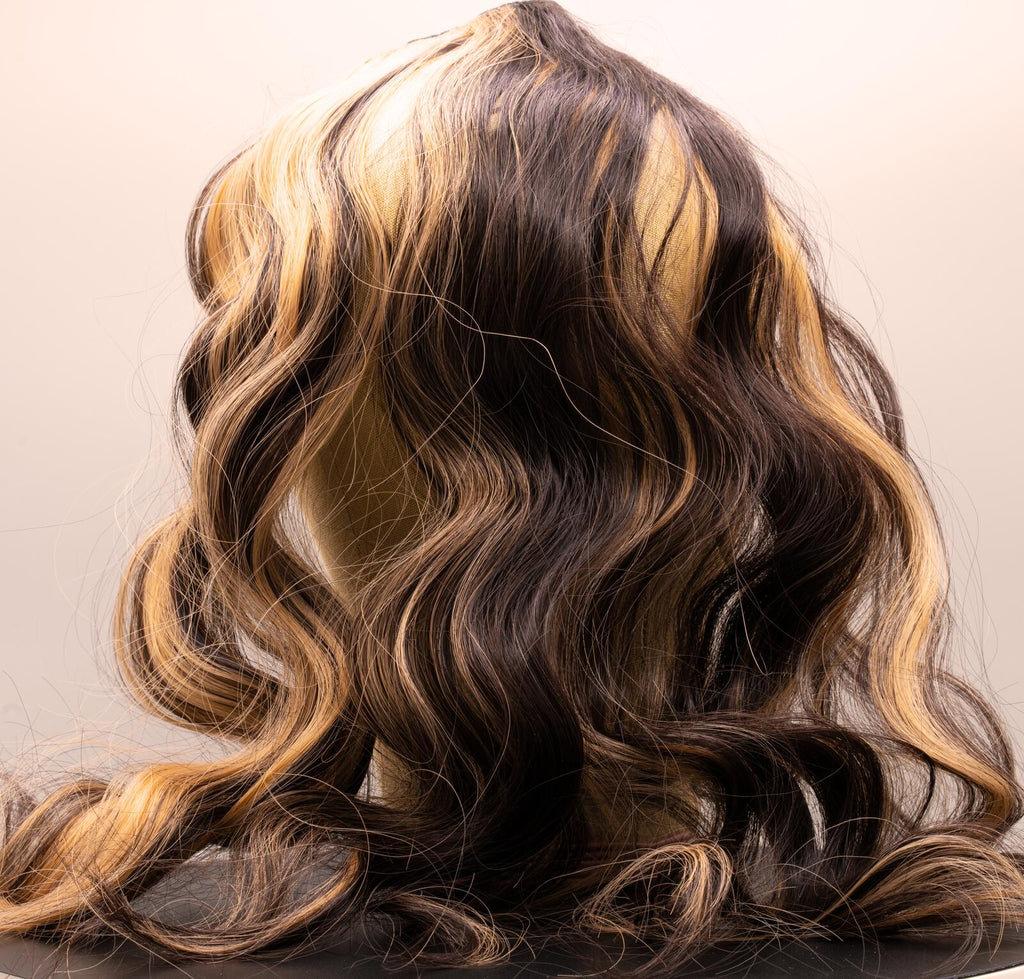 Vigorous Clip-in Hair Extensions (Brown Blonde Ombre)