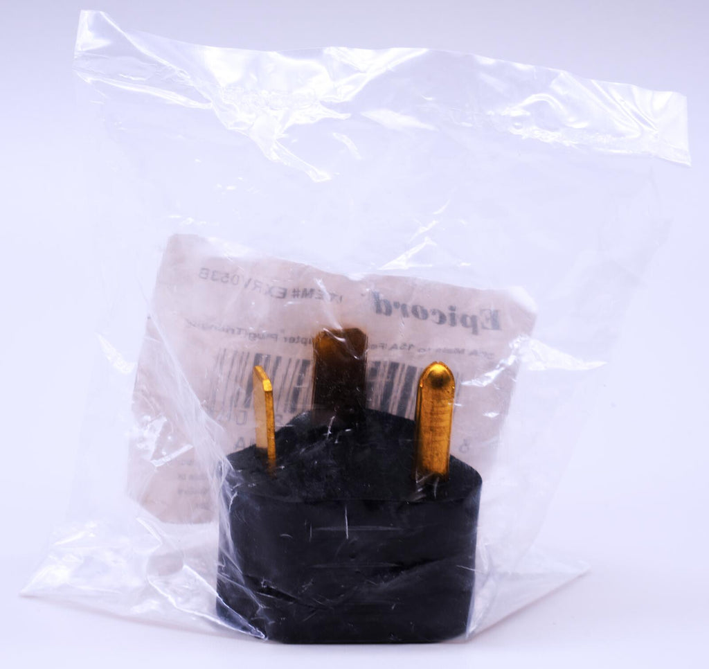 Epicord 30A Male to 15A Female Adapter Plug Triangle Model EXRV053B