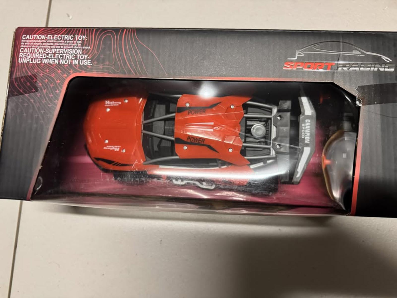 Red Sport Racing Radio Control R/C Car 1:18 Scale with Battery and USB Charger