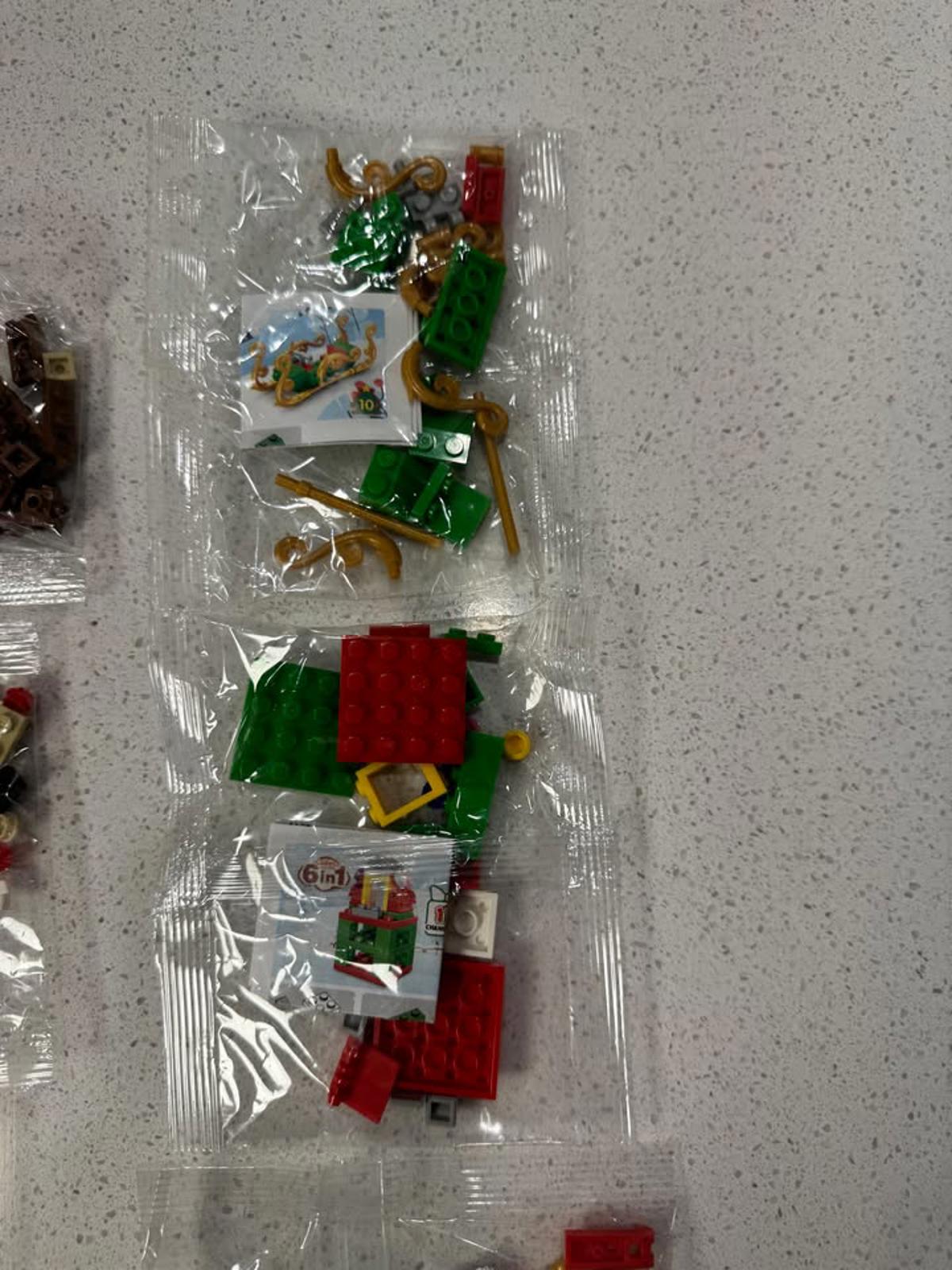 Merry Christmas 6-in-1 Building Block Toy Set for Kids Age 6+