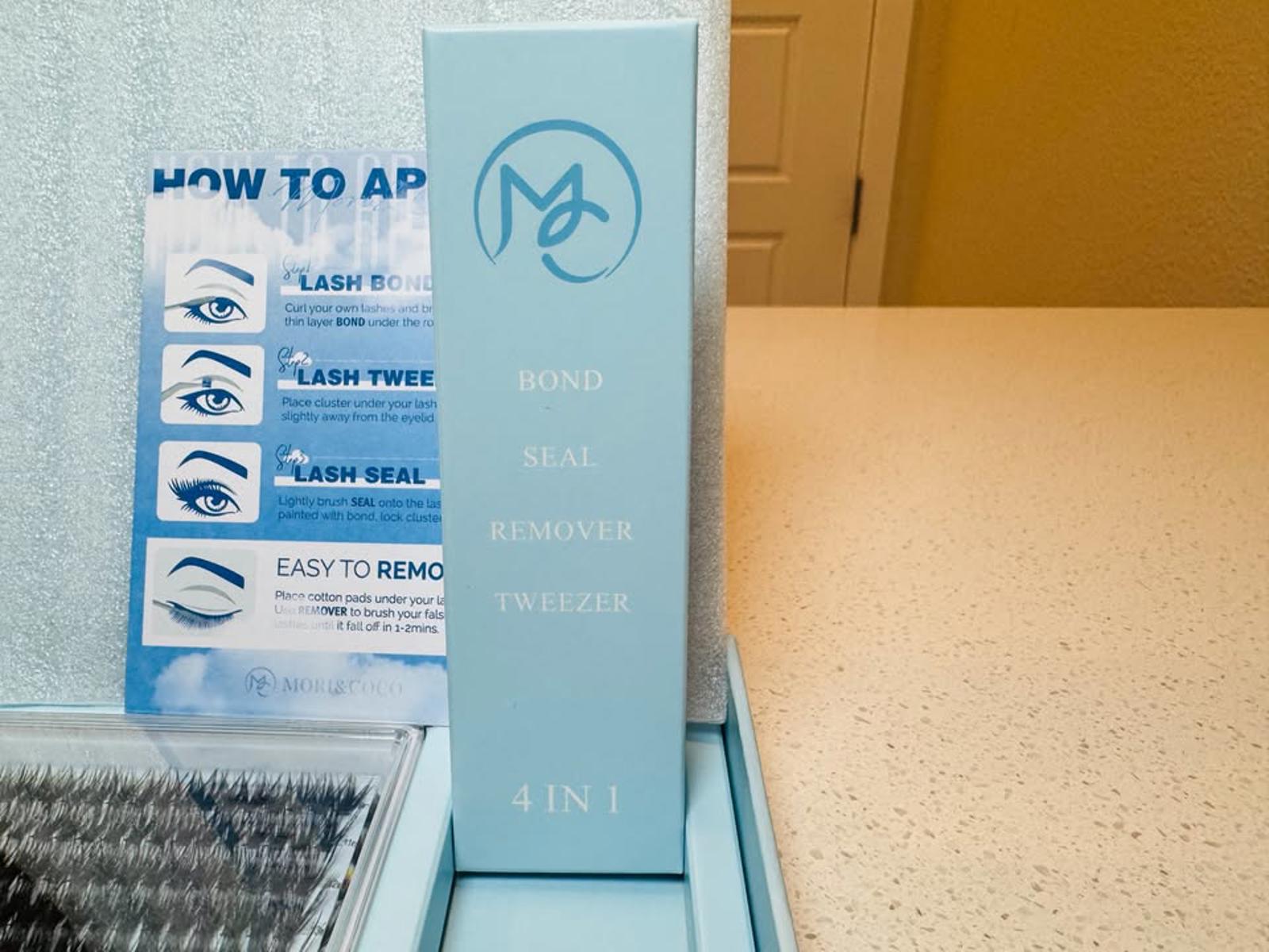 Mori & Coco Cluster Lashes Kit Soft Natural Light