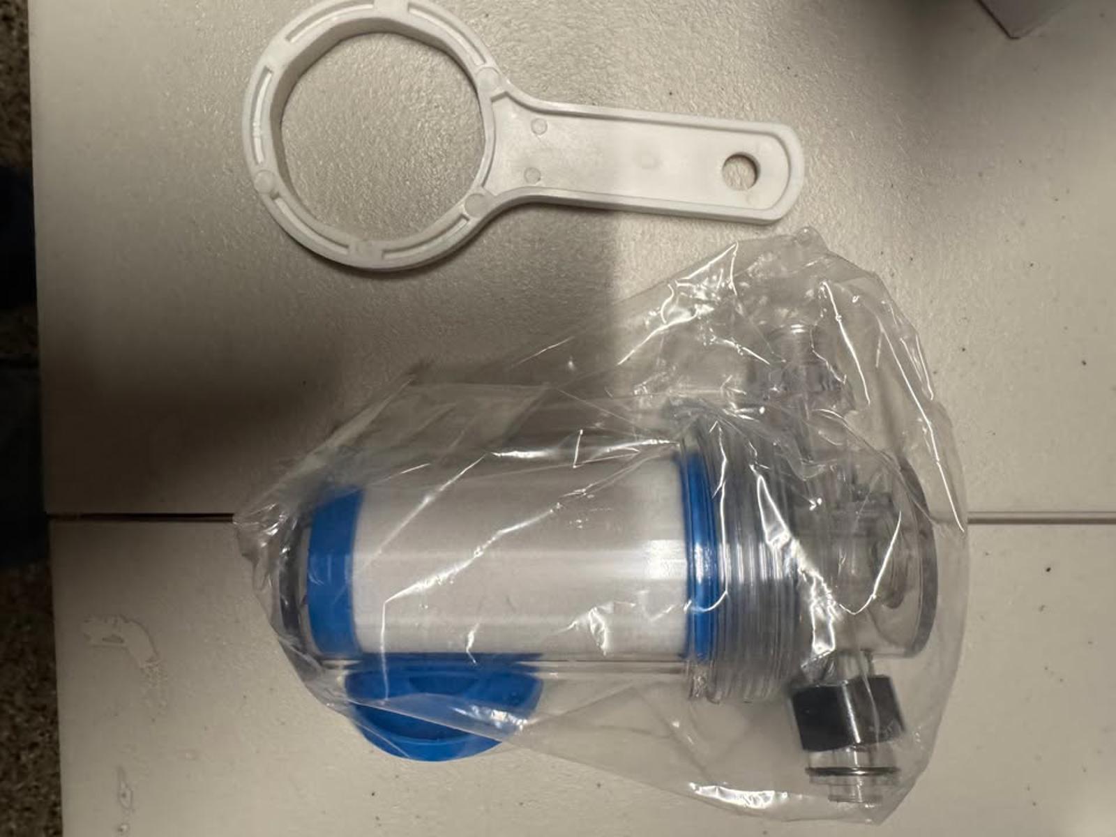 Water Filter Cartridge with Installation Wrench